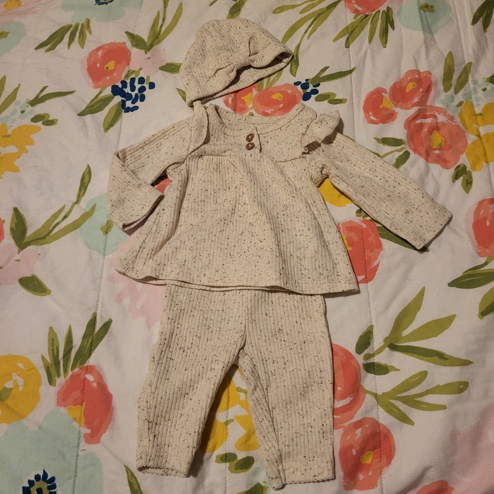 💜SOLD💜3 piece newborn set
